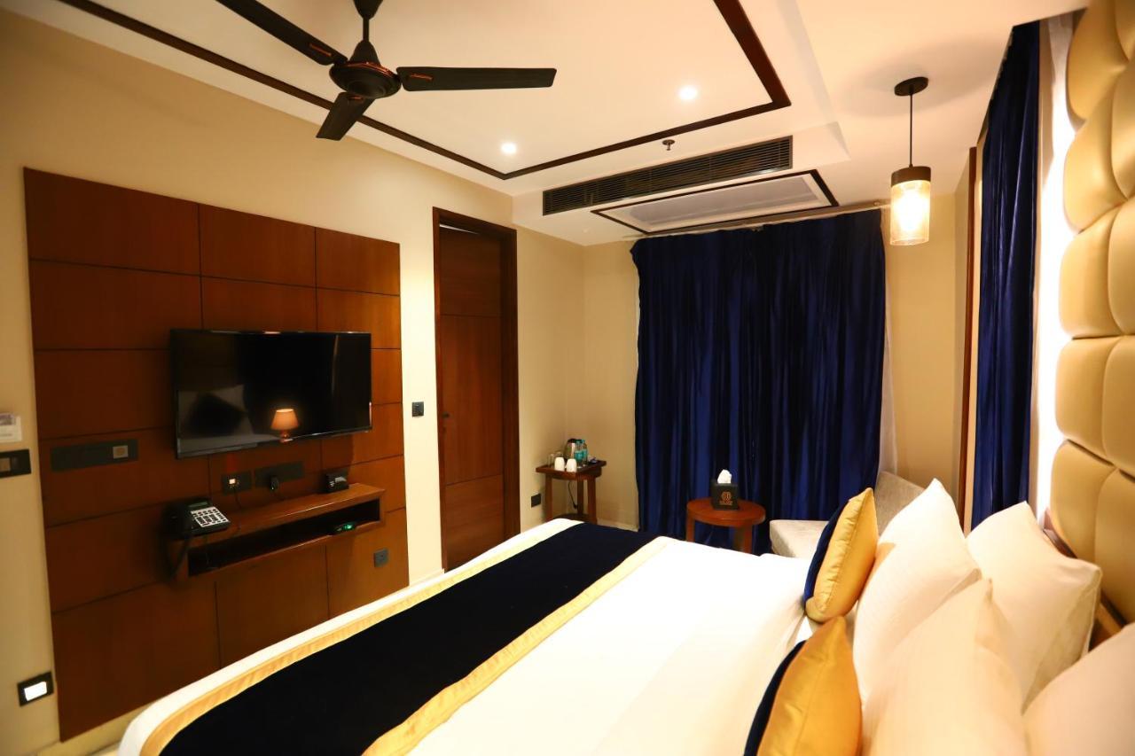 Hotel Sanca International Patel Nagar Delhi - Couple Friendly Local Ids Accepted New Delhi Exterior photo